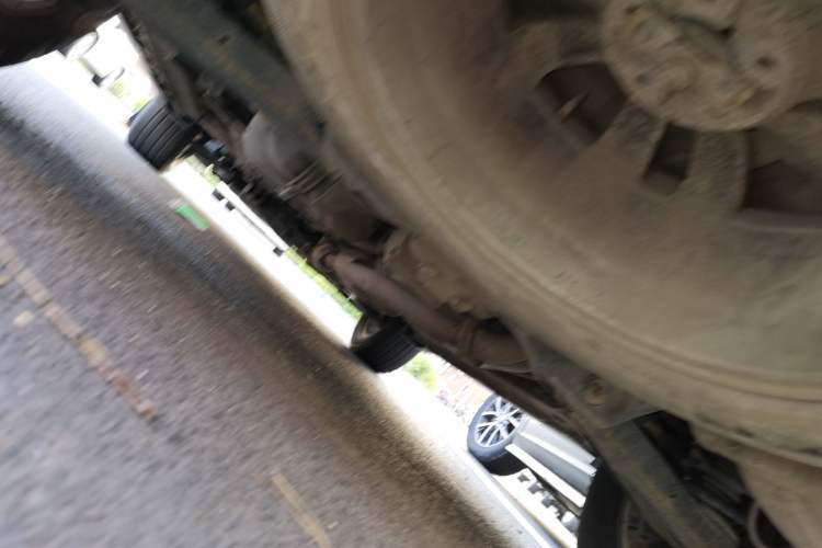 Used Kia Sorento 2012 2.4L Gasoline Comfort Edition Chassis Rear