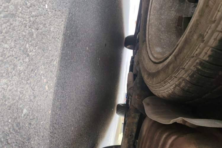 Used Kia Sorento 2012 2.4L Gasoline Supreme Edition Chassis Rear