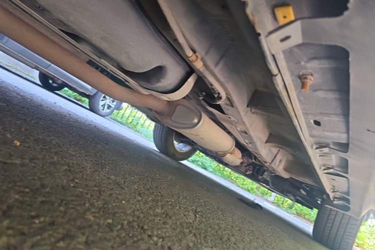 Used Kia Sorento 2012 2.4L Gasoline Luxury Edition Chassis Rear Right