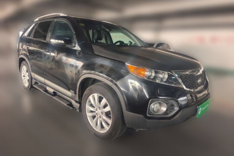 Used Kia Sorento 2012 2.4L Gasoline Luxury Edition Front Right 45 Deg