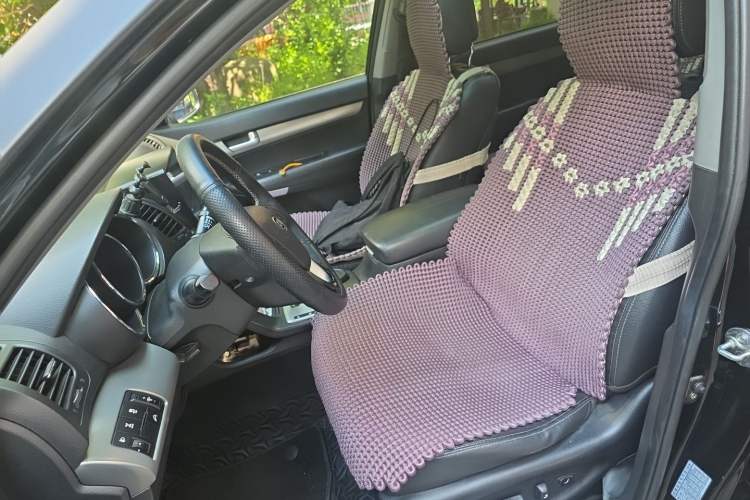 Used Kia Sorento 2012 2.4L Gasoline Luxury Edition Left Front Seat