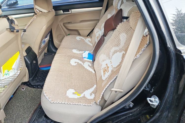 Used Kia Sorento 2012 2.4L Gasoline Comfort Edition Left Rear Seat