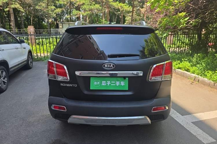 Used Kia Sorento 2012 2.4L Gasoline Luxury Edition Rear