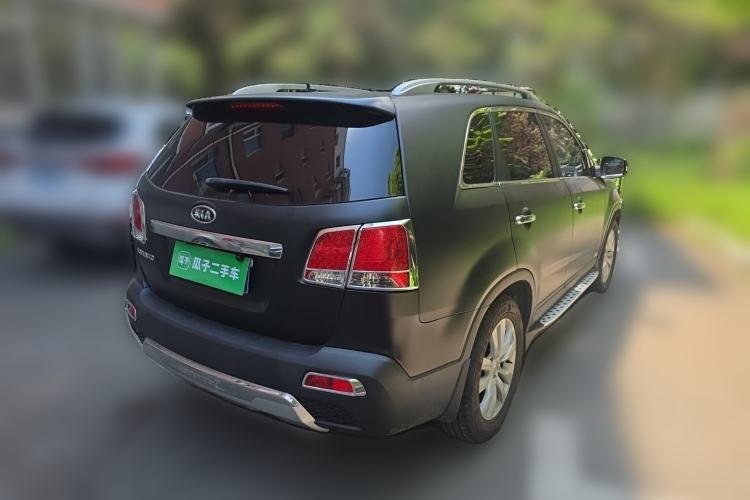 Used Kia Sorento 2012 2.4L Gasoline Luxury Edition Rear Right 45 Deg