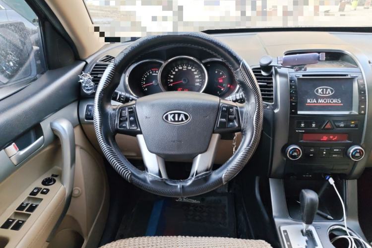 Used Kia Sorento 2012 2.4L Gasoline Comfort Edition Steering Wheel