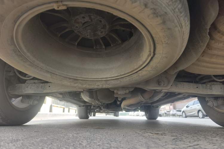 Used Kia Sorento 2012 2.4L Gasoline Supreme Edition Chassis Rear