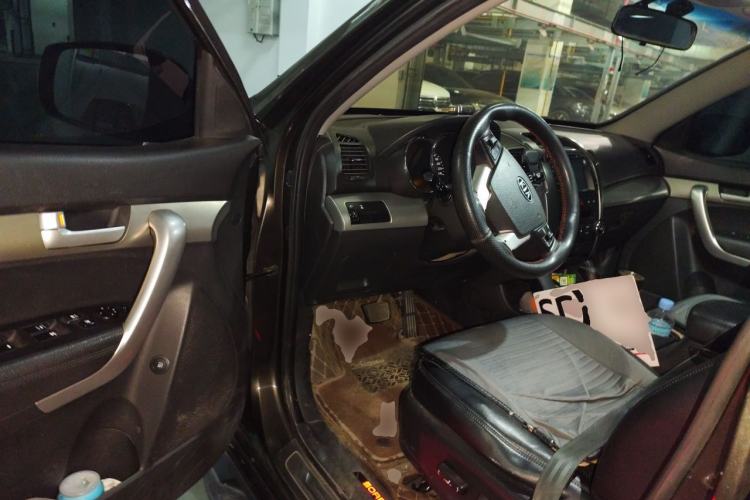 Used Kia Sorento 2012 2.2T Diesel Comfort Edition Driver Seat