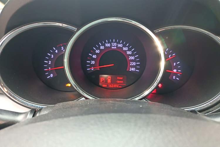 Used Kia Sorento 2012 2.2T Diesel Supreme Edition Instrument Cluster
