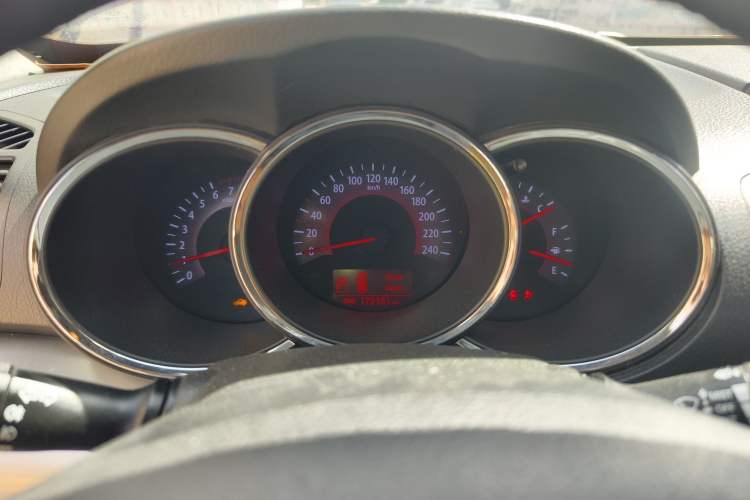 Used Kia Sorento 2012 2.4L Gasoline Supreme Edition Instrument Cluster