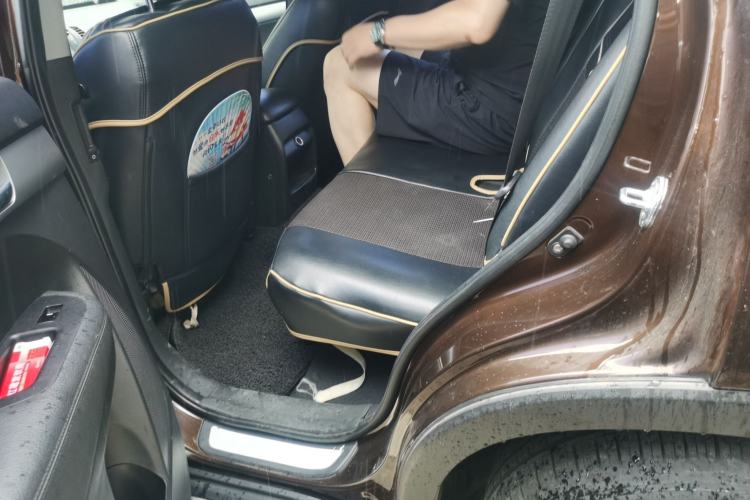 Used Kia Sorento 2012 2.4L Gasoline Comfort Edition Left Rear Seat