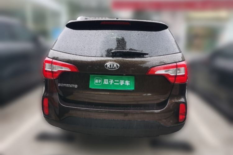 Used Kia Sorento 2012 2.4L Gasoline Comfort Edition Rear