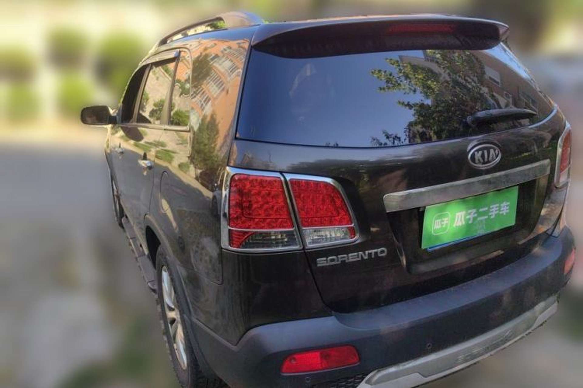Used Kia Sorento 2012 2.4L Gasoline Luxury Edition Rear Left 45 Deg
