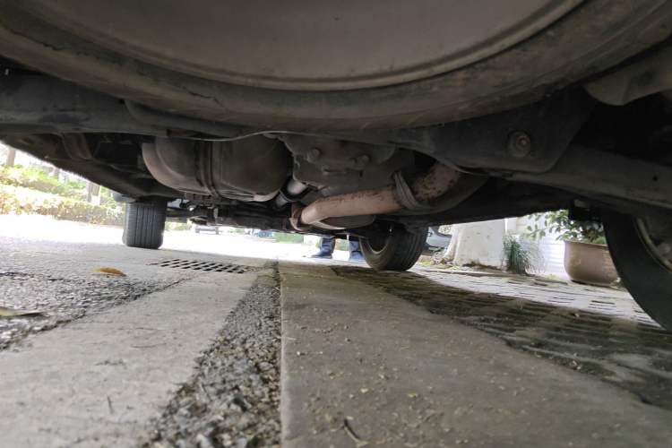 Used Kia Sorento 2012 2.4L Gasoline Supreme Edition Chassis Rear