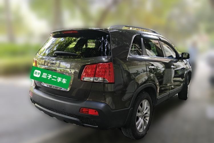 Used Kia Sorento 2012 2.4L Gasoline Supreme Edition Rear Right 45 Deg