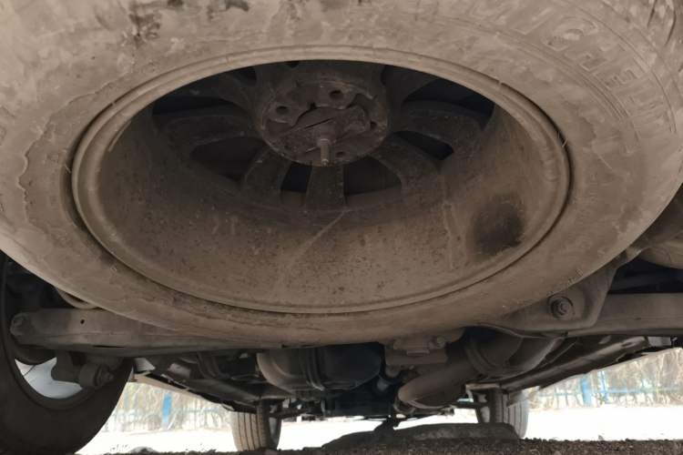 Used Kia Sorento 2012 2.4L Gasoline Comfort Edition Chassis Rear