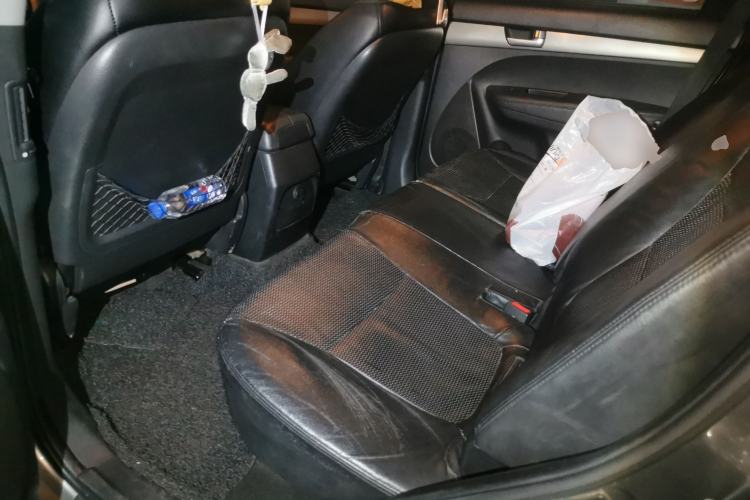 Used Kia Sorento 2012 2.4L Gasoline Comfort Edition Left Rear Seat