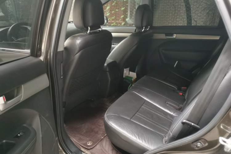 Used Kia Sorento 2012 2.2T Diesel Supreme Edition Left Rear Seat