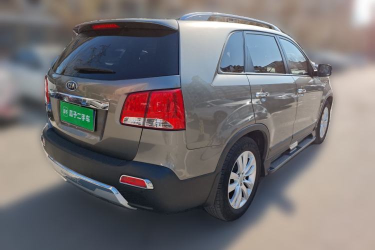 Used Kia Sorento 2012 2.4L Gasoline Luxury Edition Rear Right 45 Deg