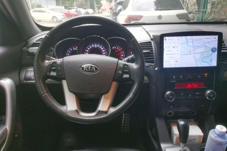 Used Kia Sorento 2012 2.2T Diesel Supreme Edition Steering Wheel