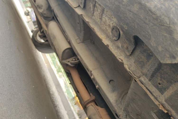 Used Kia Sorento 2012 2.4L Gasoline Supreme Edition Chassis Front Right