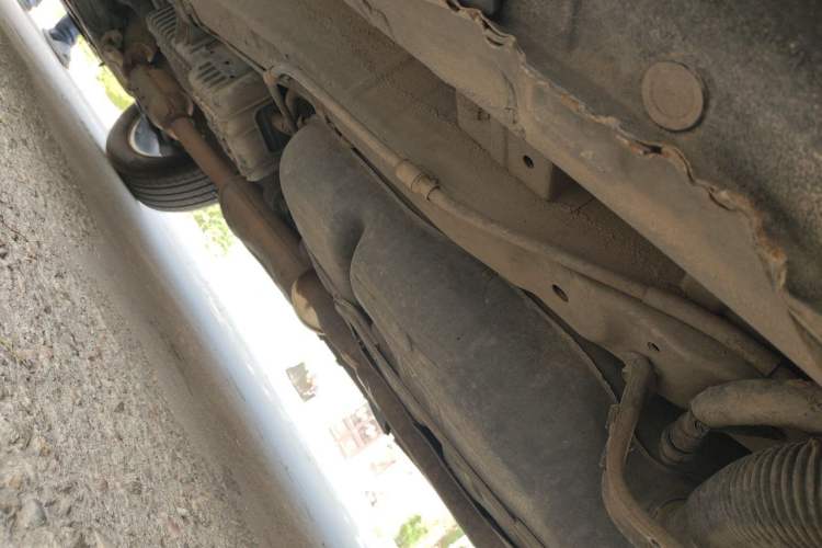 Used Kia Sorento 2012 2.4L Gasoline Supreme Edition Chassis Rear Left