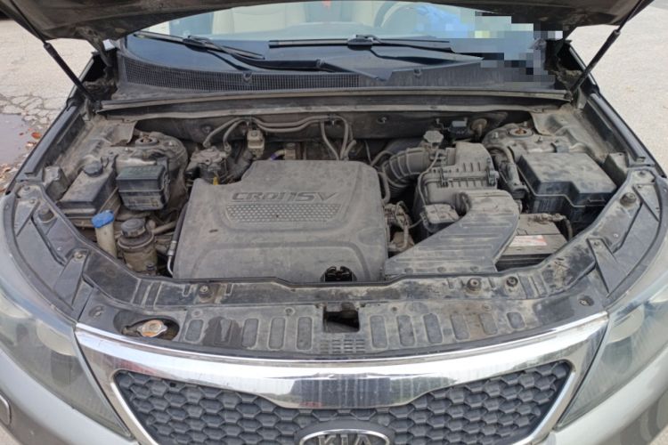Used Kia Sorento 2012 2.2T Diesel Supreme Edition Engine Bay