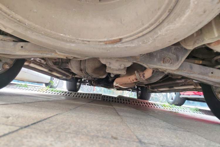 Used Kia Sorento 2012 2.4L Gasoline Supreme Edition Chassis Rear
