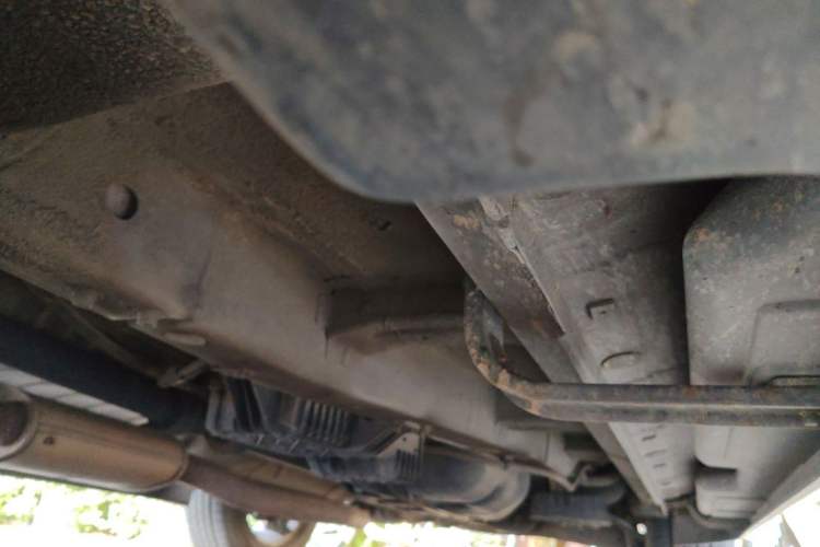 Used Kia Sorento 2012 2.4L Gasoline Luxury Edition Chassis Rear Left