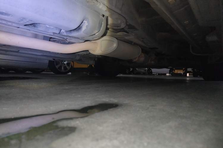 Used Kia Sorento 2012 2.4L Gasoline Supreme Edition Chassis Rear Right