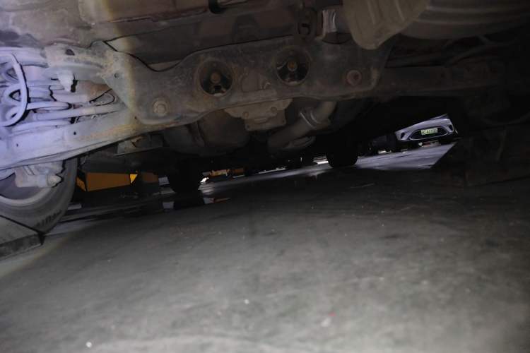 Used Kia Sorento 2012 2.4L Gasoline Supreme Edition Chassis Rear