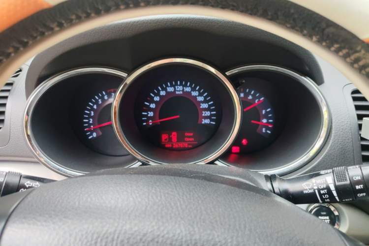 Used Kia Sorento 2012 2.4L Gasoline Supreme Edition Instrument Cluster