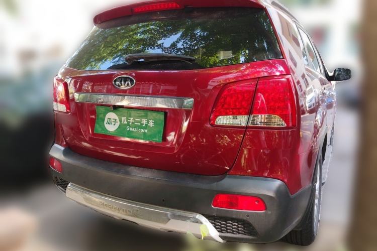Used Kia Sorento 2012 2.4L Gasoline Luxury Edition Rear