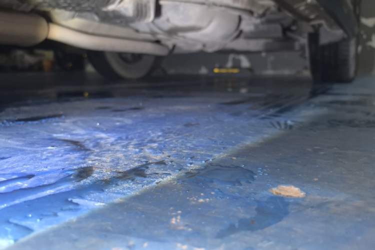 Used Kia Sorento 2012 2.4L Gasoline Comfort Edition Chassis Front Left