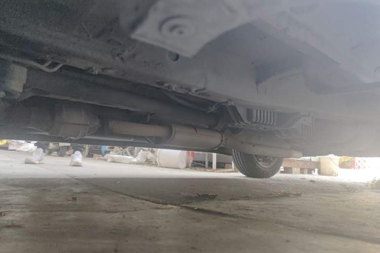 Used Kia Sorento 2012 2.4L Gasoline Luxury Edition Chassis Front Left