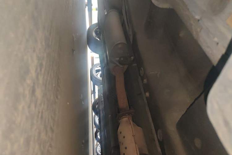 Used Kia Sorento 2012 2.4L Gasoline Luxury Edition Chassis Front Right