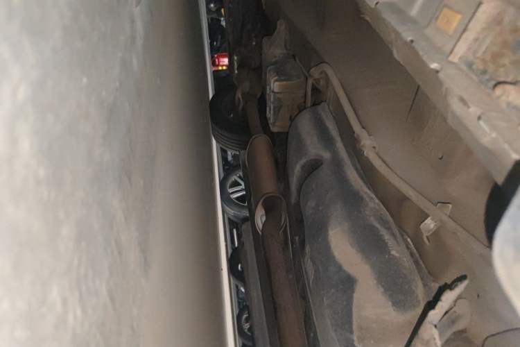 Used Kia Sorento 2012 2.4L Gasoline Luxury Edition Chassis Rear Left