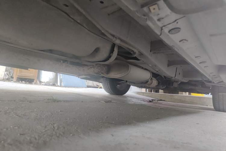Used Kia Sorento 2012 2.4L Gasoline Luxury Edition Chassis Rear Right