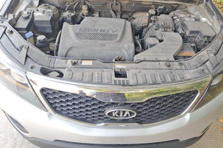 Used Kia Sorento 2012 2.2T Diesel Luxury Edition Engine Bay