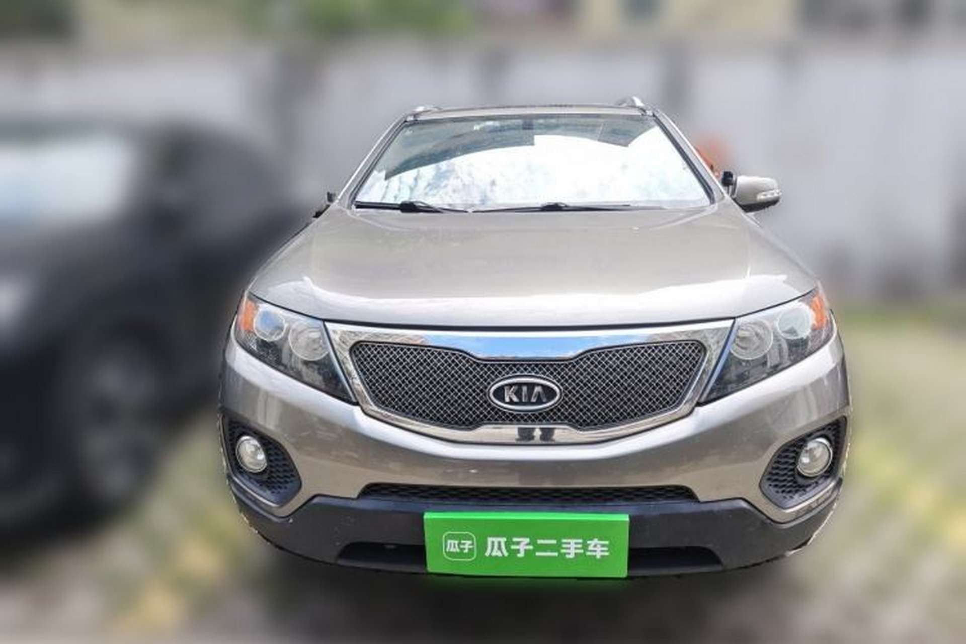 Used Kia Sorento 2012 2.4L Gasoline Luxury Edition Front