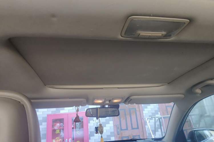 Used Kia Sorento 2012 2.4L Gasoline Luxury Edition Headliner