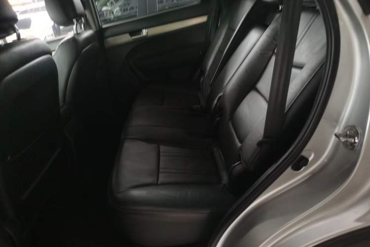 Used Kia Sorento 2012 2.4L Gasoline Luxury Edition Left Rear Seat