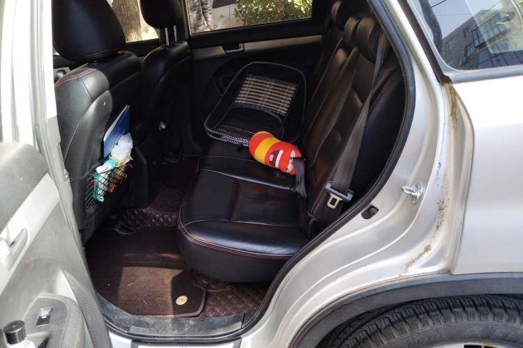 Used Kia Sorento 2012 2.4L Gasoline Comfort Edition Left Rear Seat