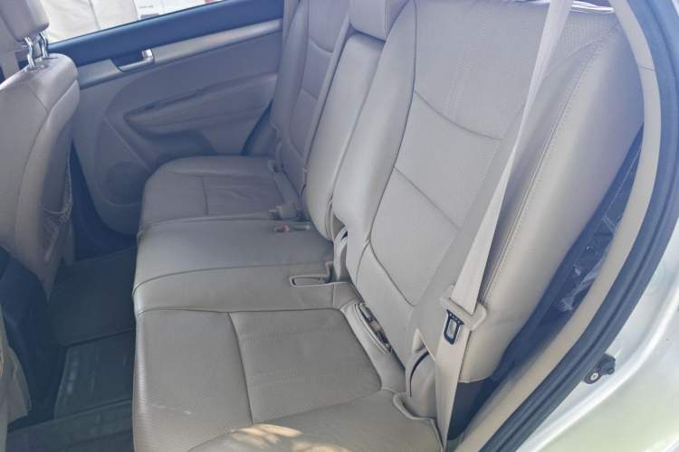 Used Kia Sorento 2012 2.2T Diesel Luxury Edition Left Rear Seat