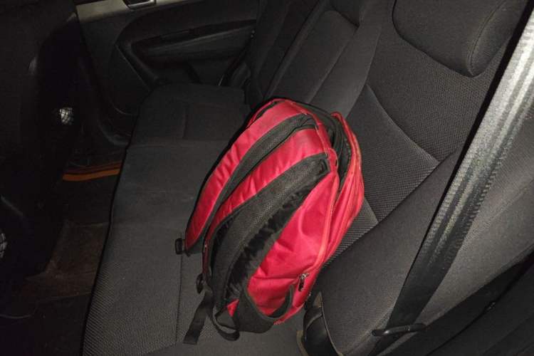 Used Kia Sorento 2012 2.2T Diesel Comfort Edition Left Rear Seat