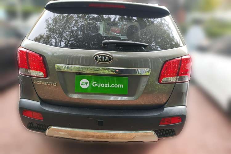 Used Kia Sorento 2012 2.4L Gasoline Supreme Edition Rear