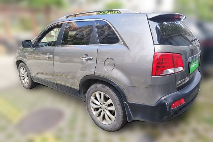 Used Kia Sorento 2012 2.4L Gasoline Luxury Edition Rear Left 45 Deg