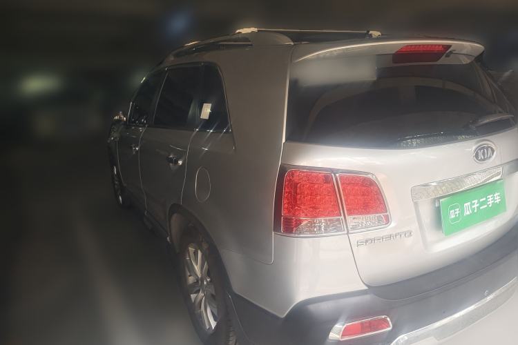 Used Kia Sorento 2012 2.4L Gasoline Luxury Edition Rear Left 45 Deg
