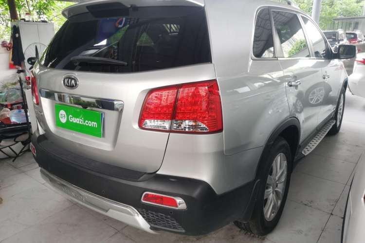 Used Kia Sorento 2012 2.4L Gasoline Luxury Edition Rear Right 45 Deg