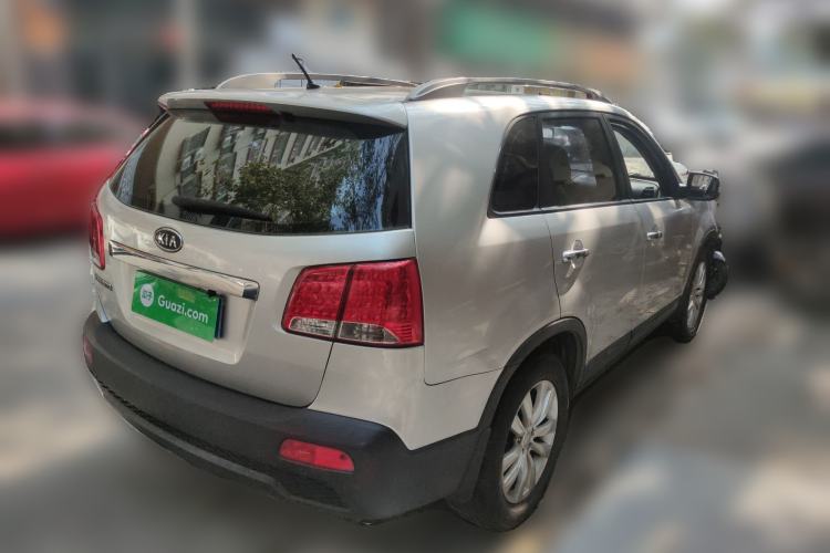Used Kia Sorento 2012 2.4L Gasoline Comfort Edition Rear Right 45 Deg