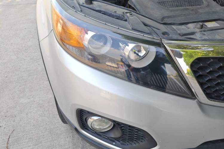 Used Kia Sorento 2012 2.2T Diesel Luxury Edition Right Front Headlight